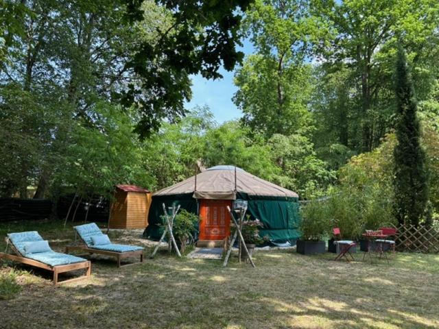 Gites Du Bois Des Perruches Saint-Vincent-des-Bois Bagian luar foto