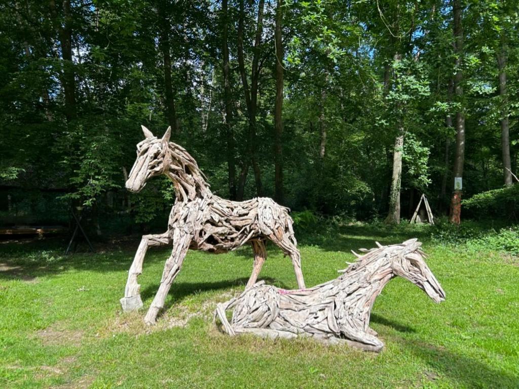 Gites Du Bois Des Perruches Saint-Vincent-des-Bois Bagian luar foto