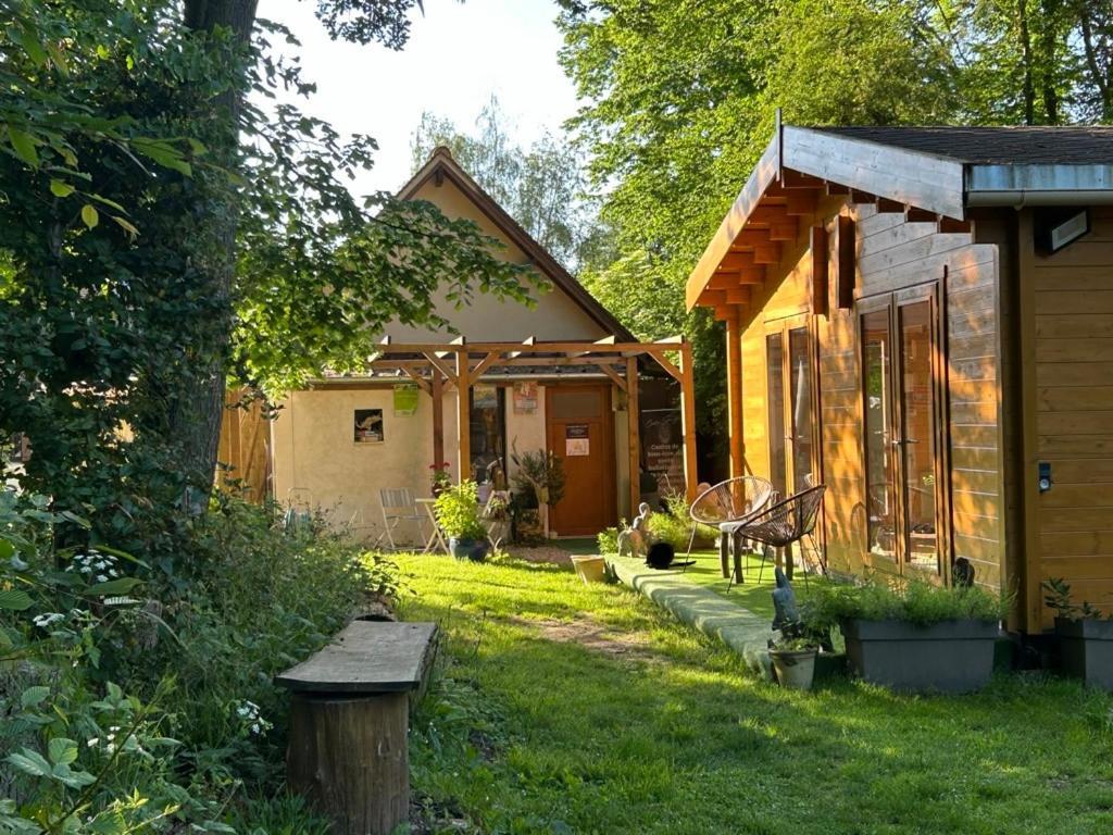 Gites Du Bois Des Perruches Saint-Vincent-des-Bois Bagian luar foto
